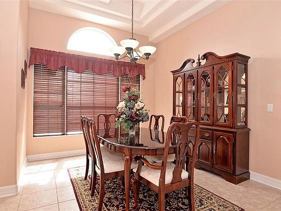 5th image of 6478 Everingham Ln