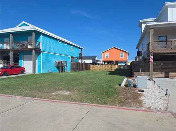 338 Paradise Pointe Dr, Port Aransas, TX 78373