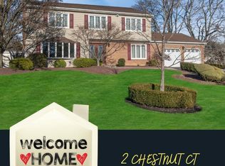 2 Chestnut Ct, Matawan, NJ 07747