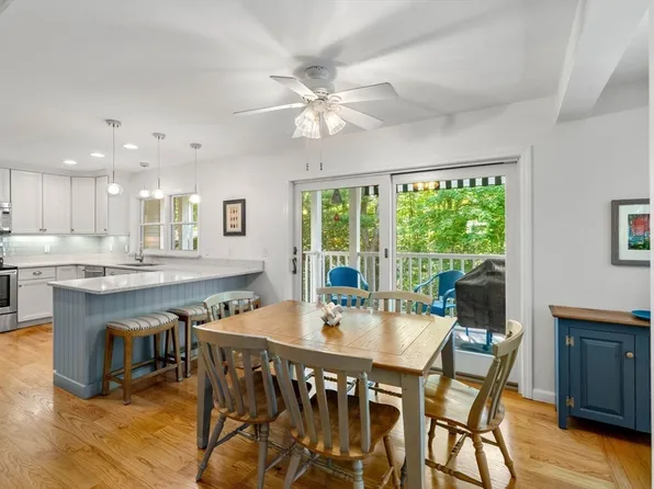 4 Deer Haven Rd, Beverly, MA 01915