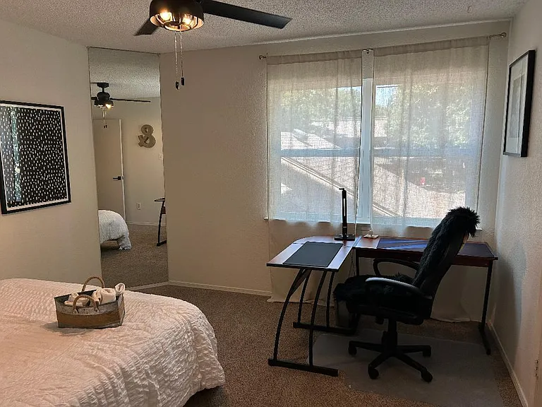1441 Palmnold Cir W — Photo 16