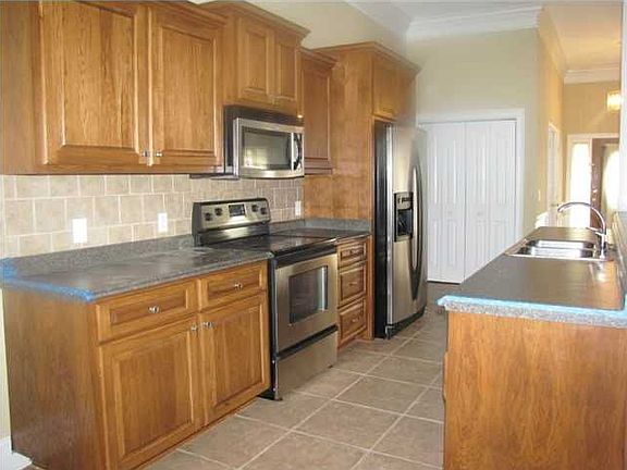 2nd image of 114 Sapelo Dr