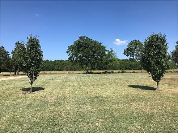 2nd image of 2505 County Road 3567