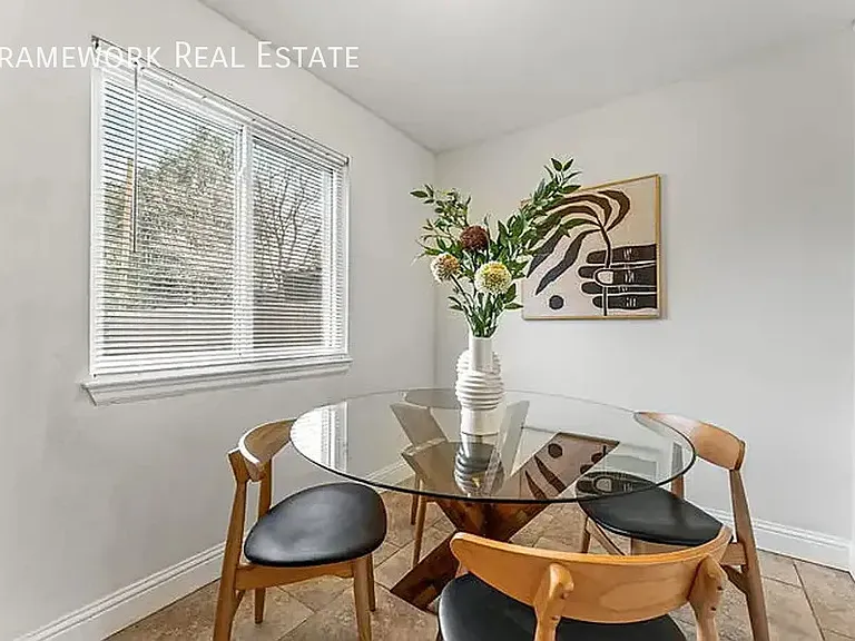 3150 N Fillmore St — Photo 24