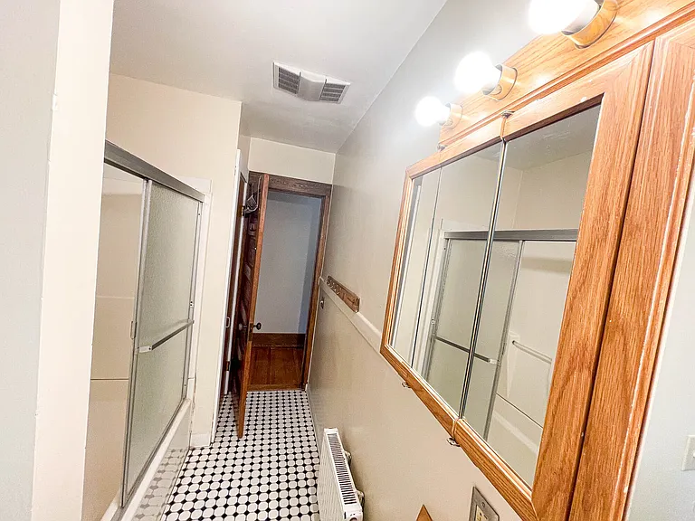 103 Spring Ln — Photo 23