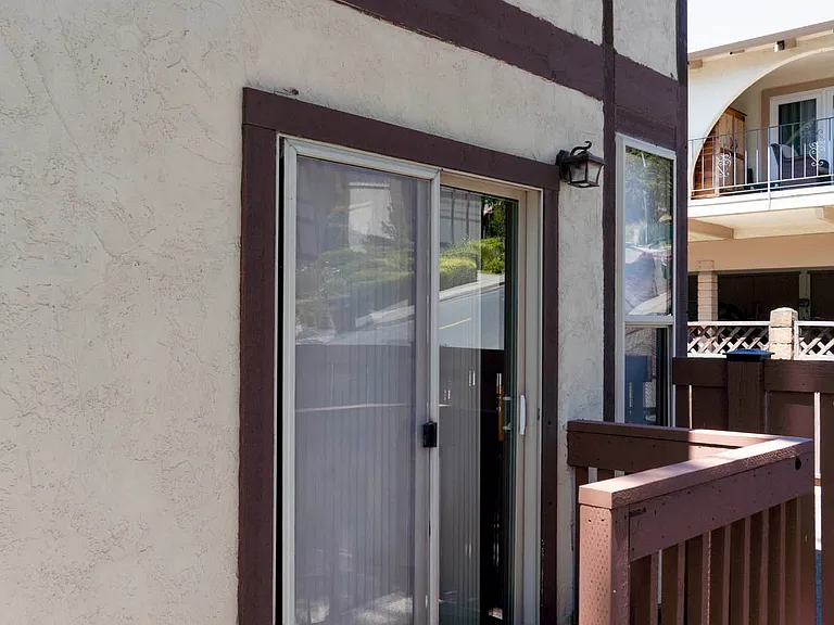 2022 Ascot Dr — Photo 15