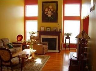 4886 N Ridgeside Cir #N, Ann Arbor, MI 48105