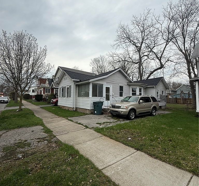 1st image of 120 Cady St