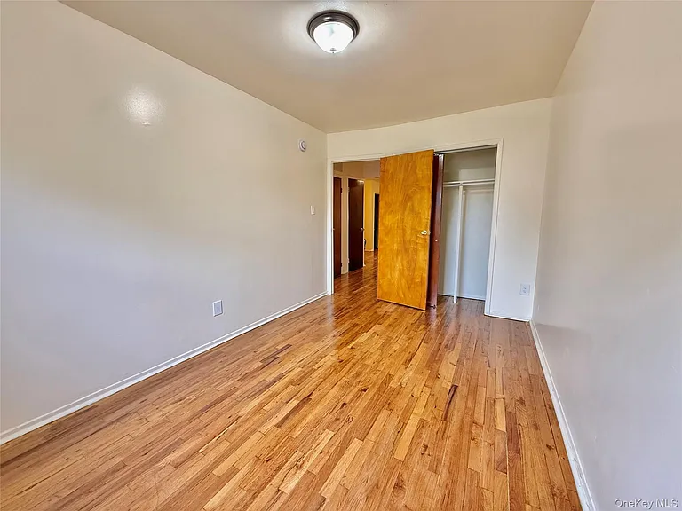 1958 Burke Ave #2 — Photo 8
