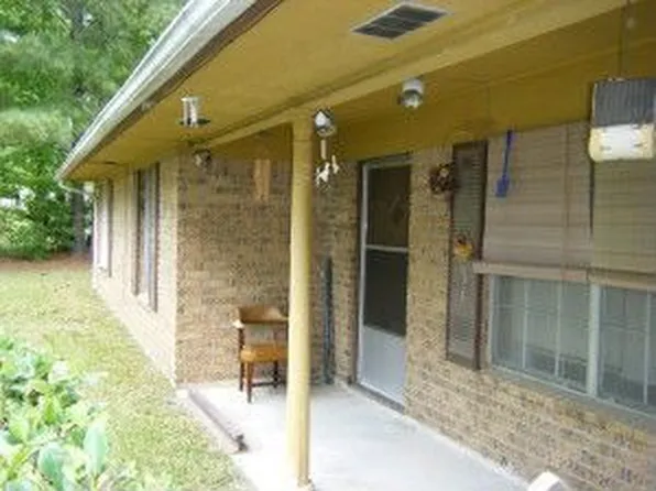 1672 Nona St, Leesville, LA 71446