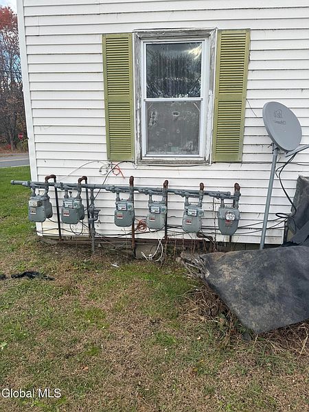 4th image of 324 Speigletown Road