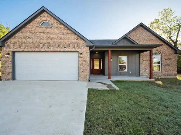 3207 Lafayette St, Corsicana, TX 75110