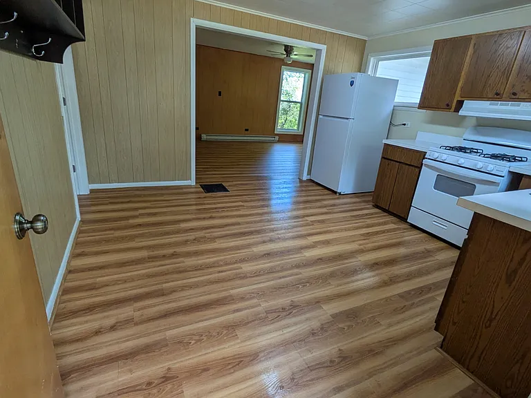 802 Petoskey St #1 — Photo 2