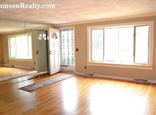 68 Birchwood Ln, West Warwick, RI 02893