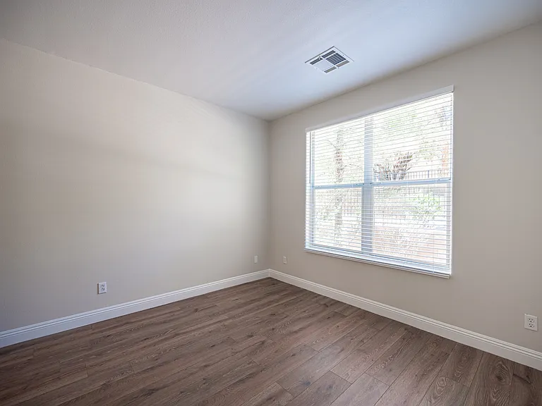 8967 Ellenbrook St — Photo 17