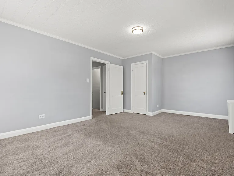 2600 N Longwood St #1 — Photo 32