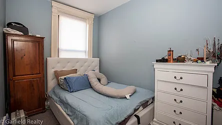 Rented by Garfield Realty 