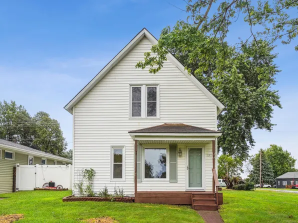 737 5th St, Colo, IA 50056