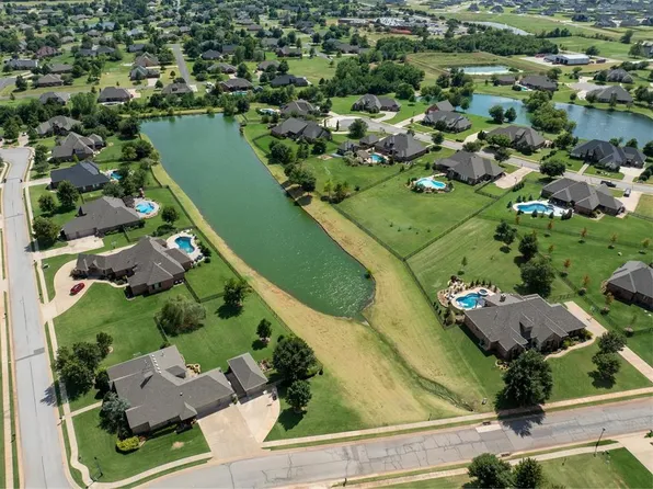 23003 Wilderness Rd, Edmond, OK 73025