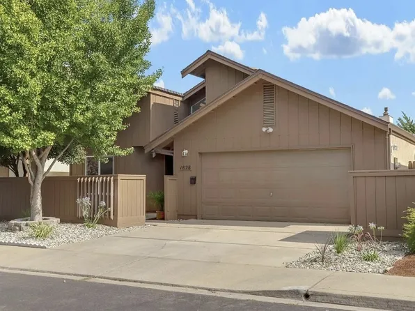 1828 Oak Leaf Dr, Modesto, CA 95354