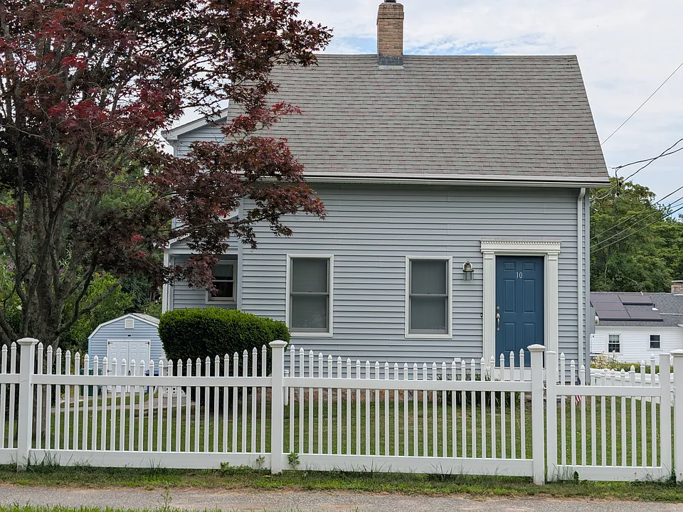 10 Shore Rd