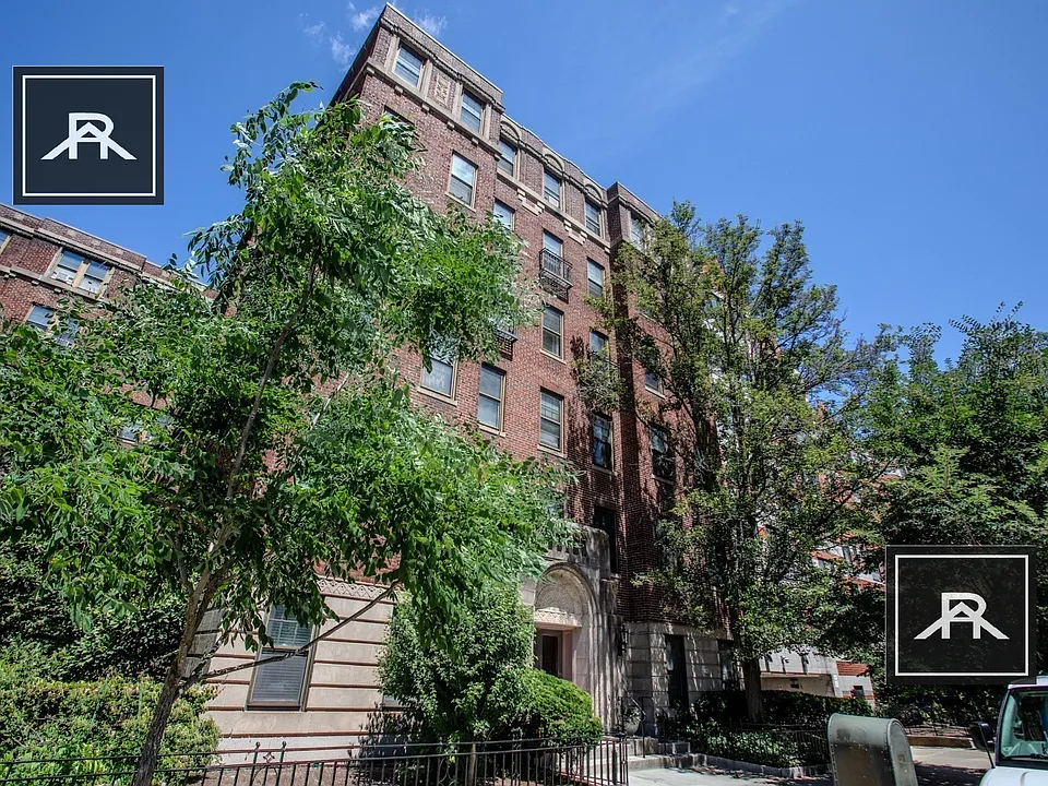 1949 Commonwealth Ave #33