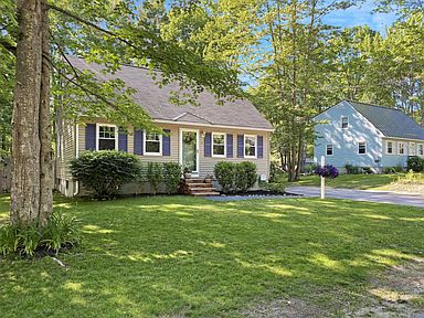 6 Clarkdale Rd Kennebunk Me 04043 Zillow
