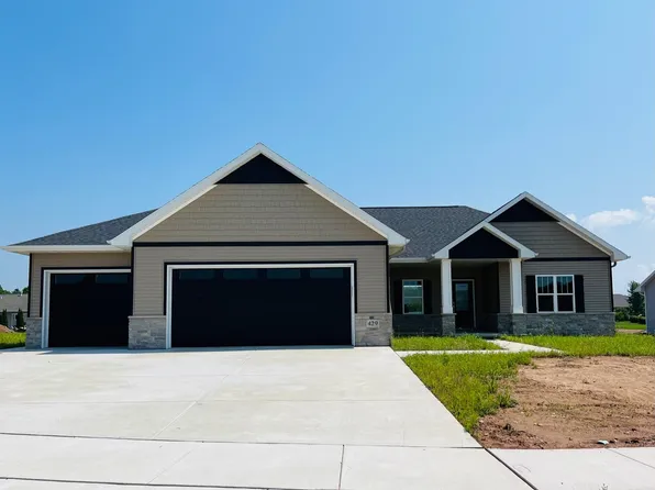 429 Bradly Ct, Green Bay, WI 54311