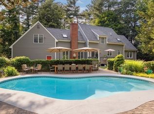 85 Trowbridge Cir, Rowley, MA 01969