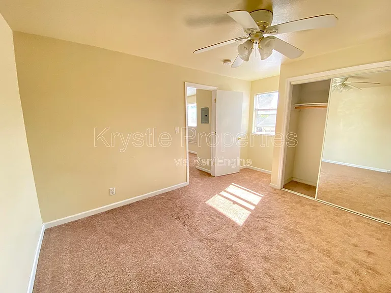 544 Porter St — Photo 13