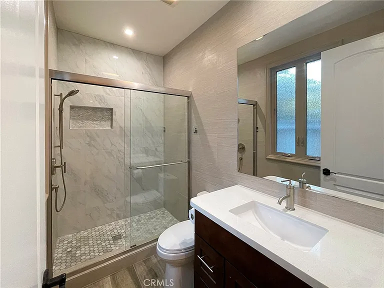 2 Stallion Rd — Photo 23