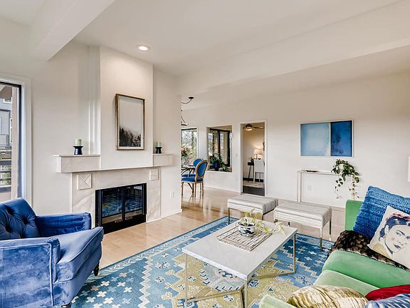 5th image of 700 Crockett St APT 1A