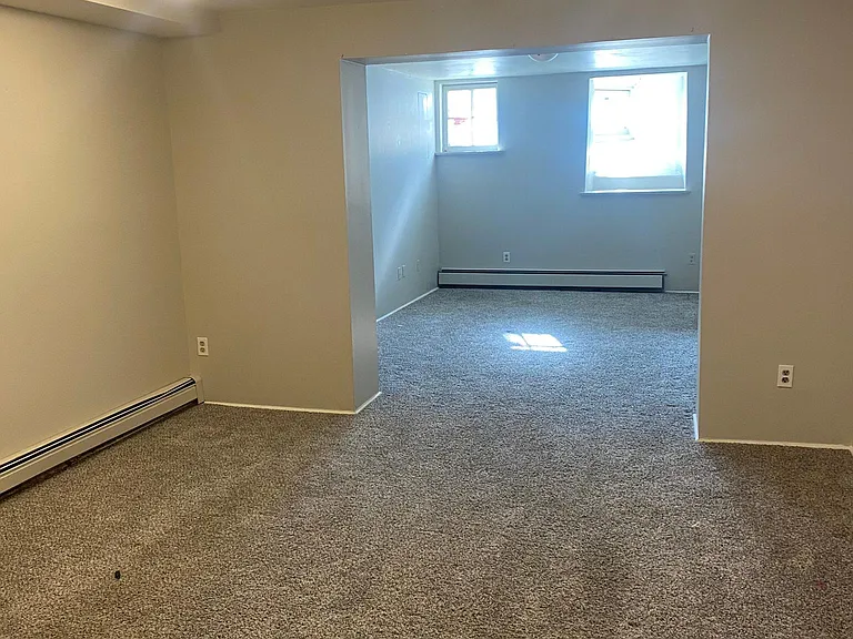 1437 N High St #1 — Photo 17