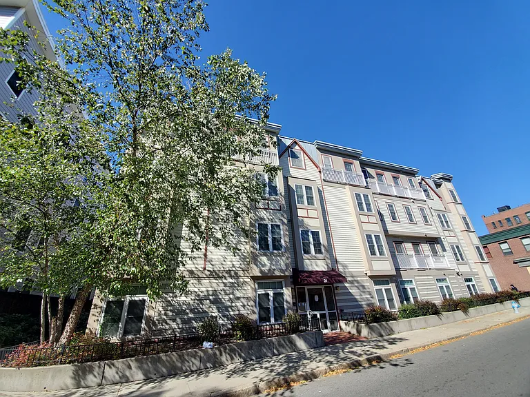 21 Brookline St #102 — Photo 6