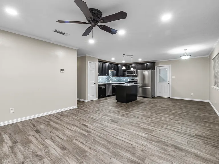 812 E Glendale St — Photo 14