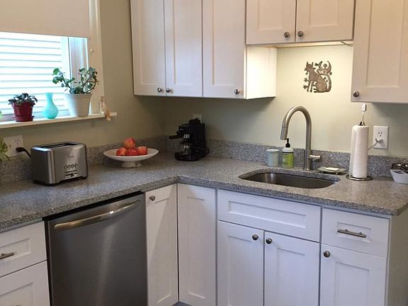 2nd image of 3836 Spencer Ave Floor 1
