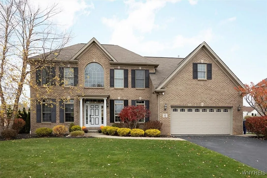 82 Arcadian Dr photo 1