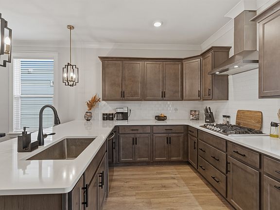 2nd image of 172 Portico Pl