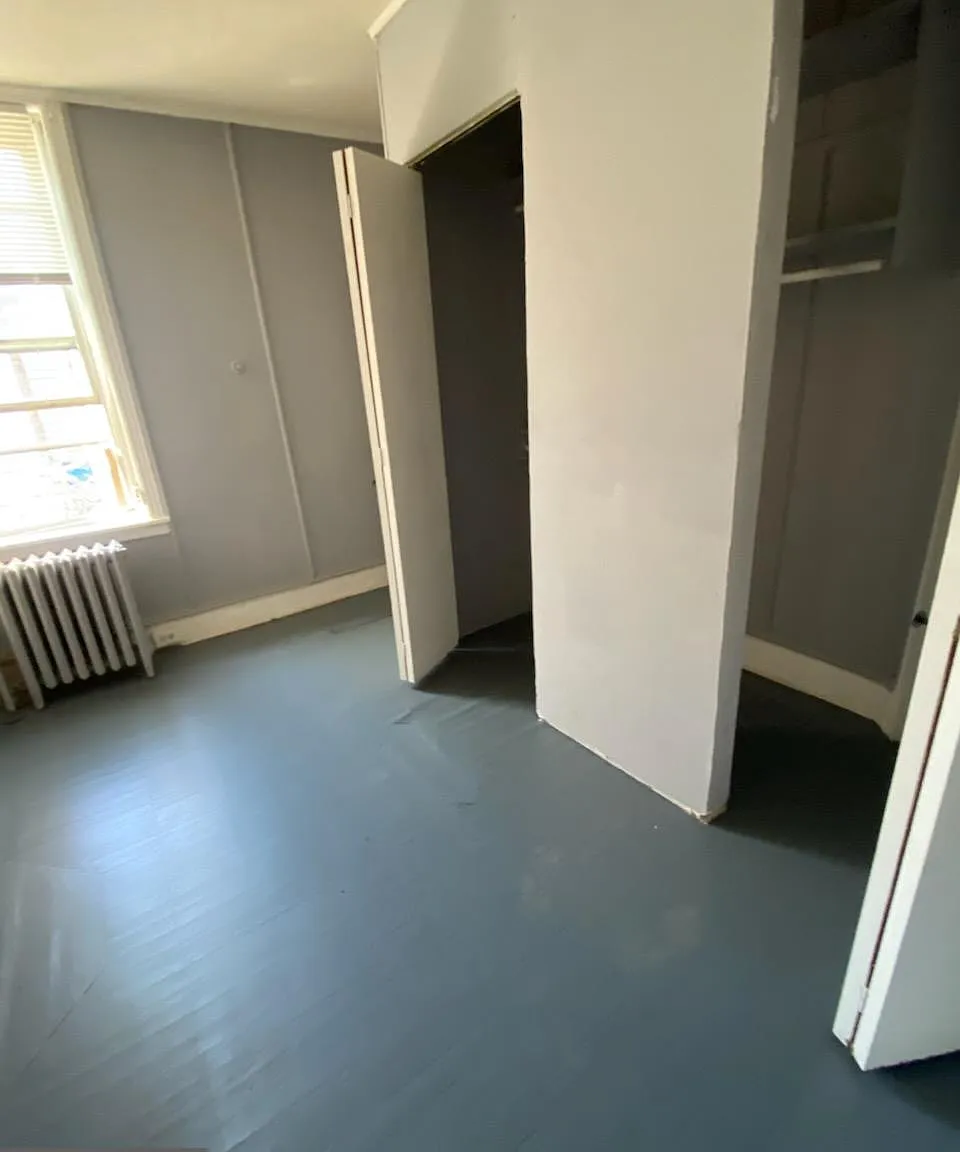 3 bed, 1082 sqft, $1,600 — Photo 2