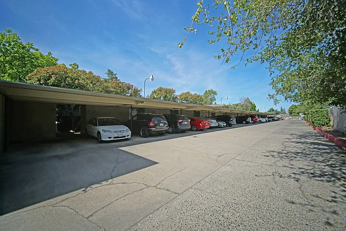 3410 Mission Ave #26 — Photo 6