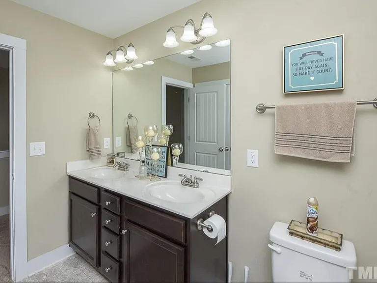 71 Wood Green Dr — Photo 20