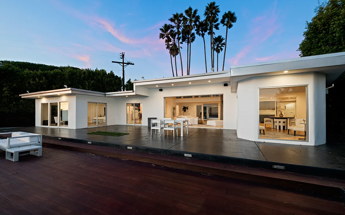 Building Photo - 10134 Angelo View Dr