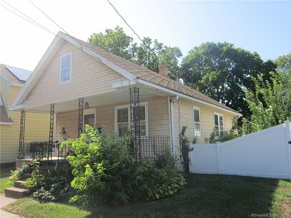 2nd image of 102 2nd St