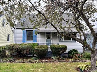 680 Emerson Dr, Amherst, NY 14226