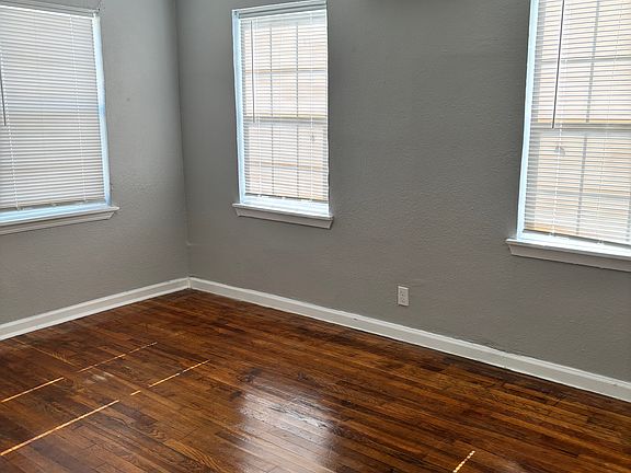 3rd image of 2225 W Olmos Dr Unit 2
