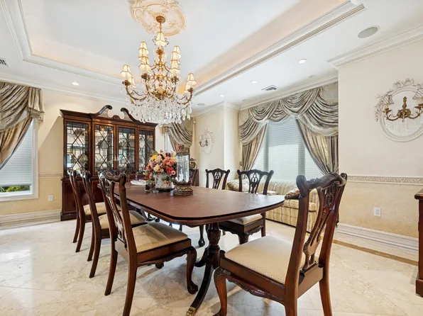 1-06 Samos Lane image 14 of 28