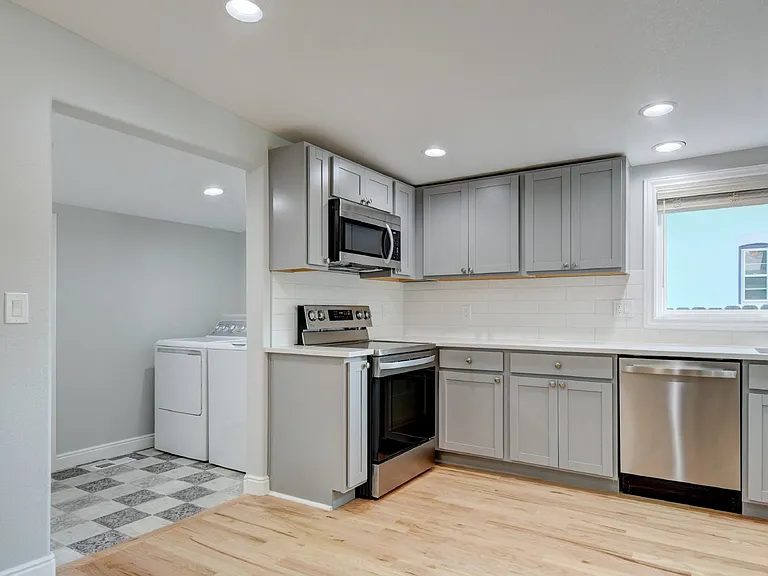 2643 W 38th Ave — Photo 14