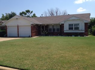 116 S Silver Leaf Dr, Moore, OK 73160