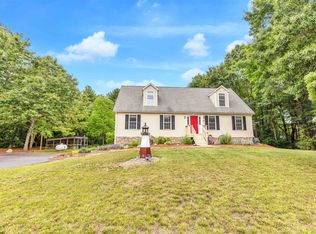 70 Marsh Rd, Pelham, NH 03076