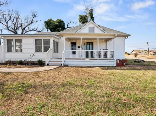 1123 E Oklahoma Ave, Guthrie, OK 73044